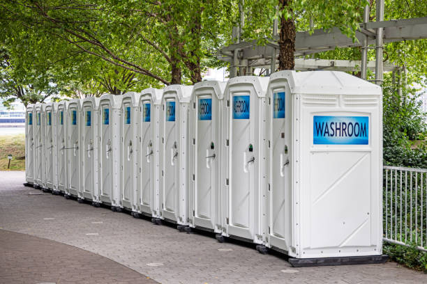Best Portable toilet rental cost  in Miami Heights, OH